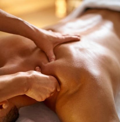 man getting a deep tissue massage